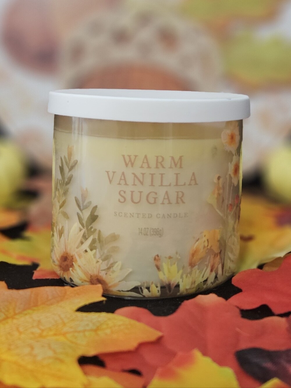 NWT Star Candle Company Warm Vanilla Sugar 3-wick Candle - Cream, Yellow